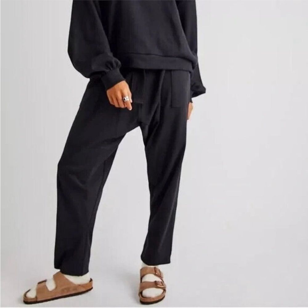 Free People Beach Black Monterey Pants Size XS Beach Vacation Casual Minimalist